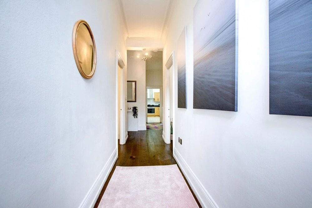 4-bedrooms 2-baths Independent Private Family Flat
