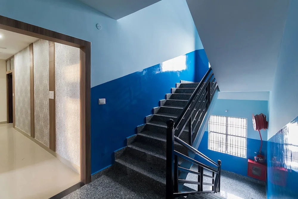 OYO 5545 Spectrum Residency