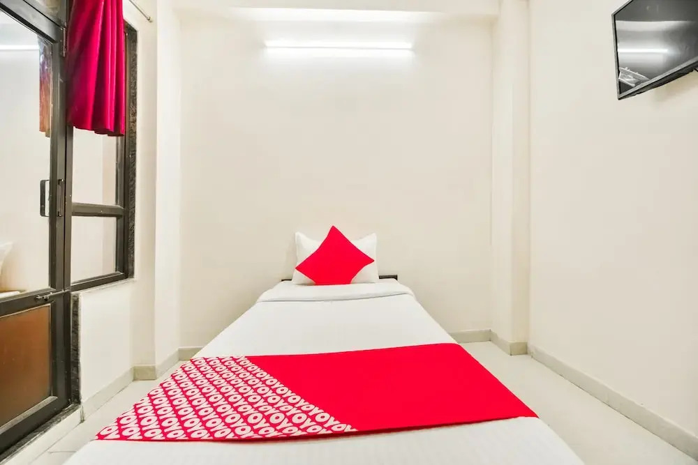 Hotel Skyway by OYO Rooms