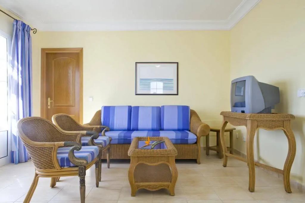 Apartamentos LIVVO Coloradamar