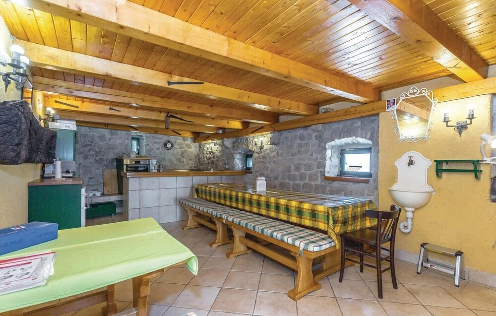 Amazing Home in Crikvenica With Wifi and 3 Bedrooms
