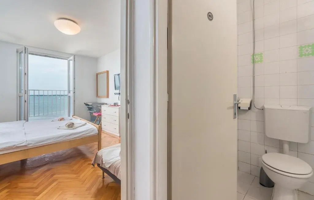 One bedroom apartment with direct sea view located in the old town of Porec