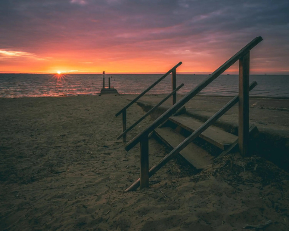 Sunrise Beach House - Great for family stays and contractors