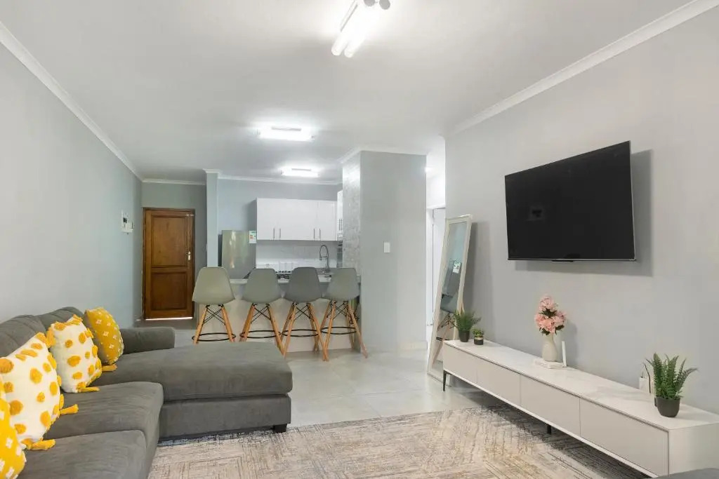 Kingston Estate 112 by HostAgents
