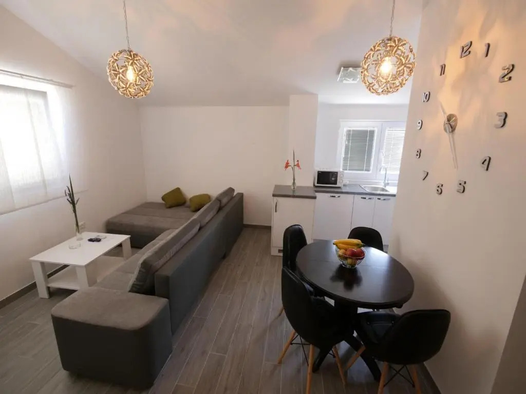 Apartments Maza