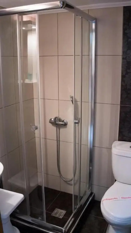 Niki Apartments