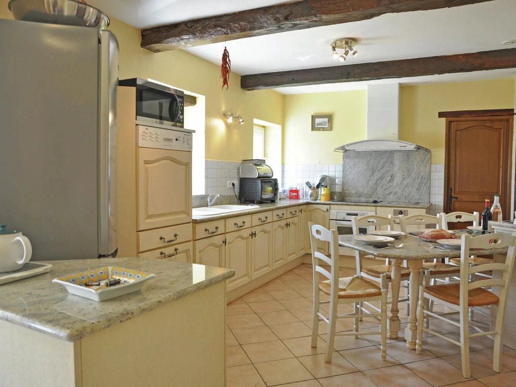 Traditional villa in Lias D'armagnac with pool