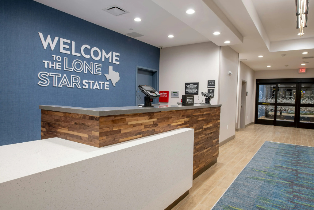Hampton Inn & Suites Duncanville Dallas, Tx