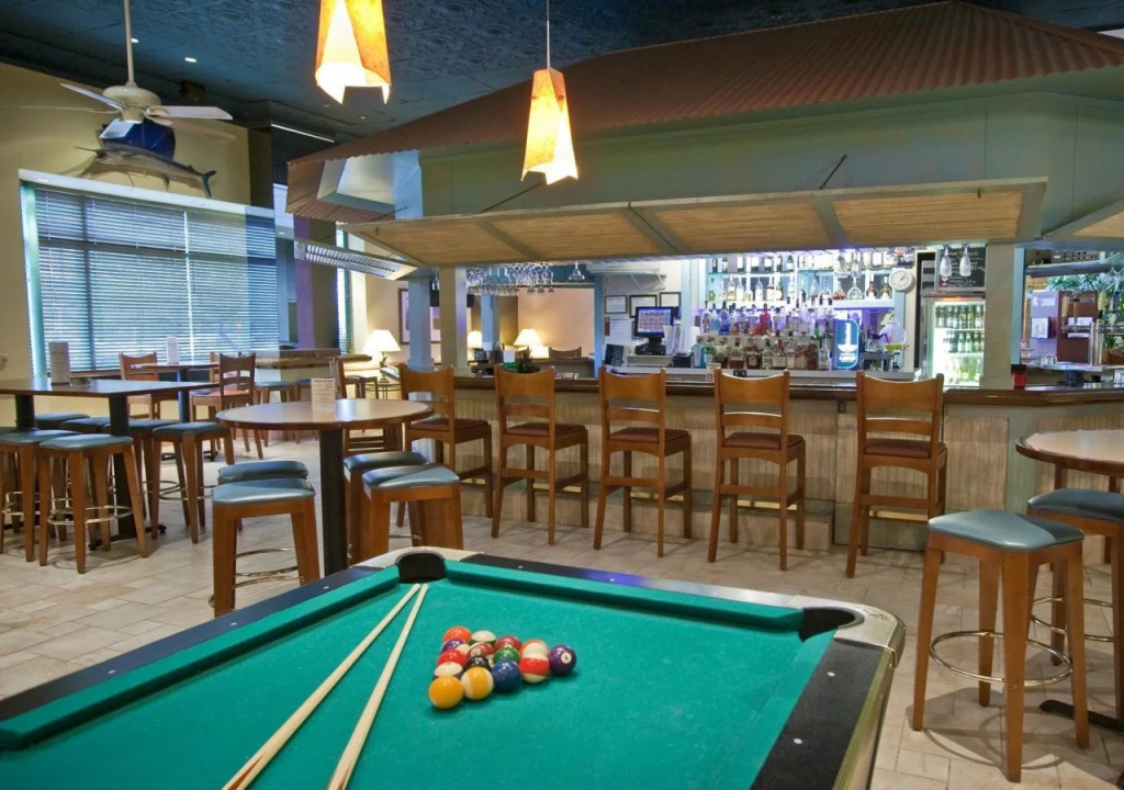 Embassy Suites by Hilton Chicago Lombard