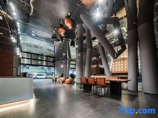 Starway Hotel (Chengdu Kuanzhai Alley Subway Station)