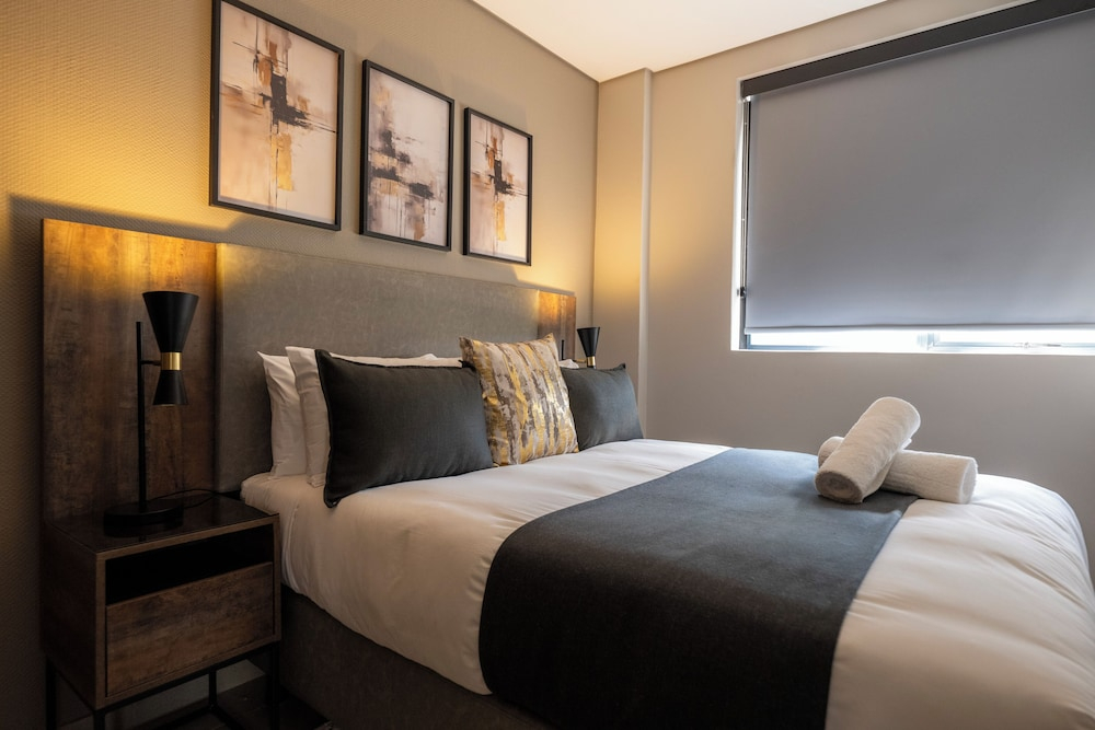 Lux Leisure Apartment Hotel Sandton