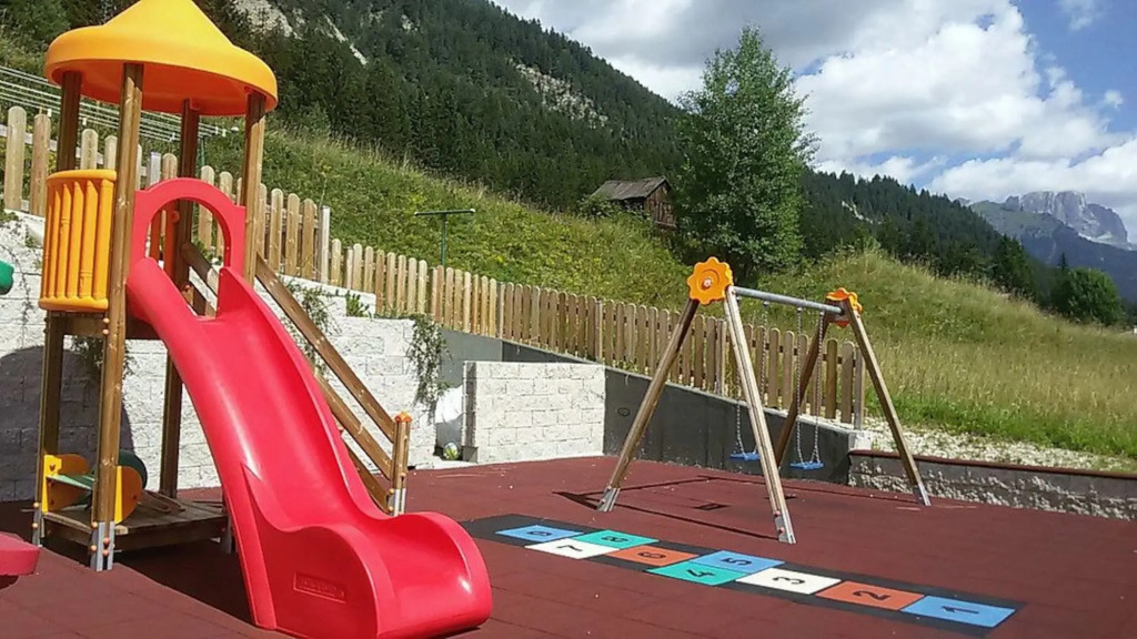 Hotel Garni Lastei