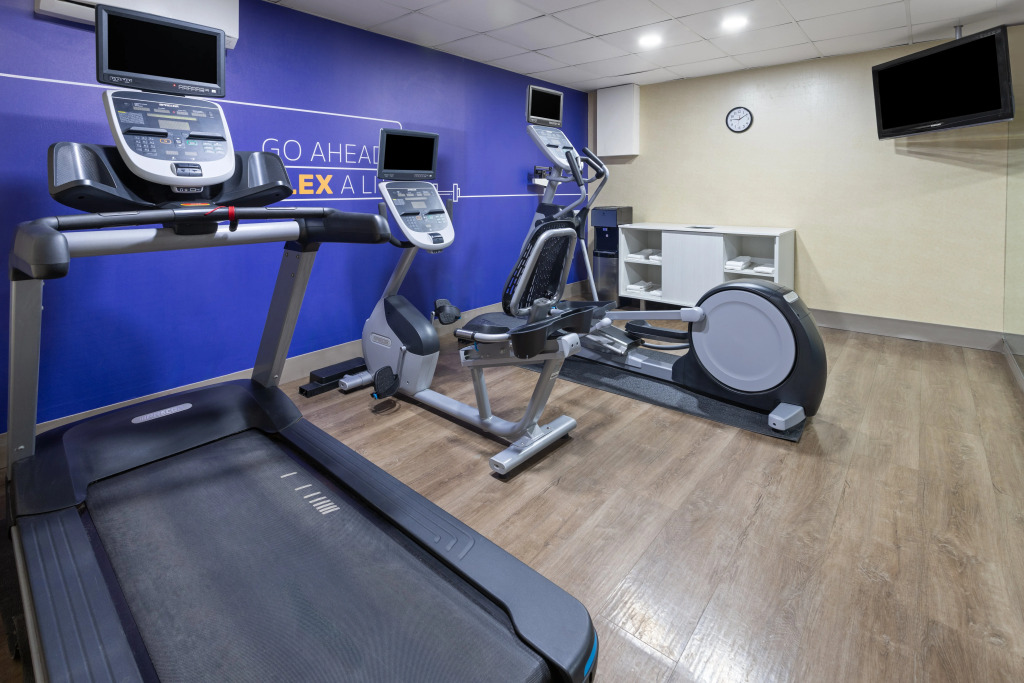 Holiday Inn Express Hotel & Suites Freeport by IHG