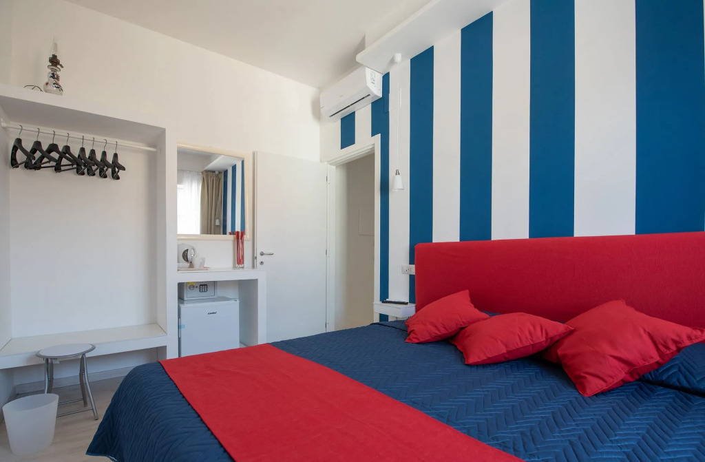 Sunset Rooms