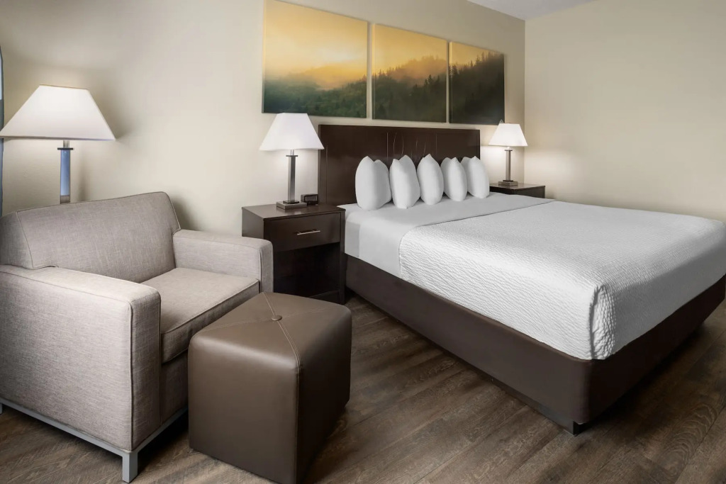Days Inn by Wyndham Penn State