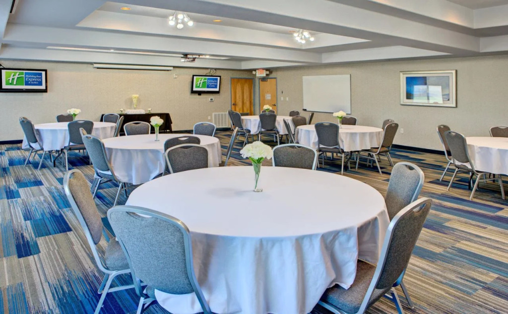 Holiday Inn Express Hotel & Suites Austin NE-Hutto by IHG