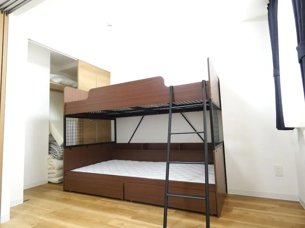 Alpha Square Minami 6 Jo 401
