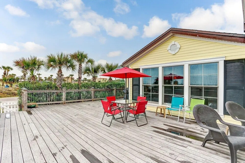 Ocean Ave Spacious Seaside Cottage by RedAwning