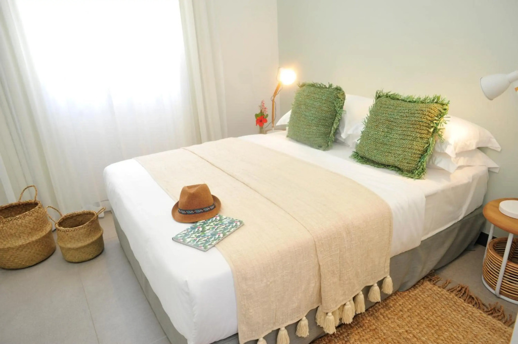 OBiches Beachfront Apartment Trou-aux-Biches
