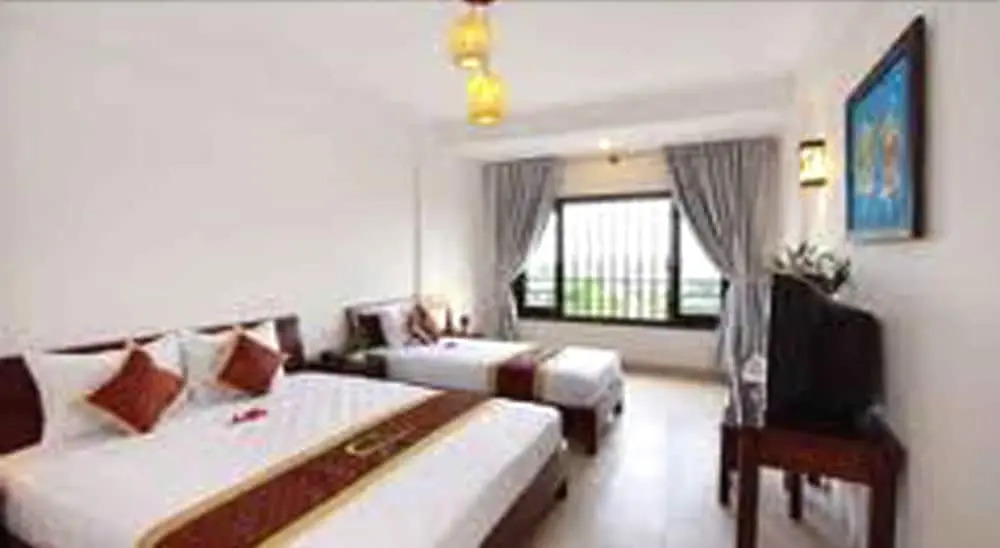 Nathaliya Transit Hotel