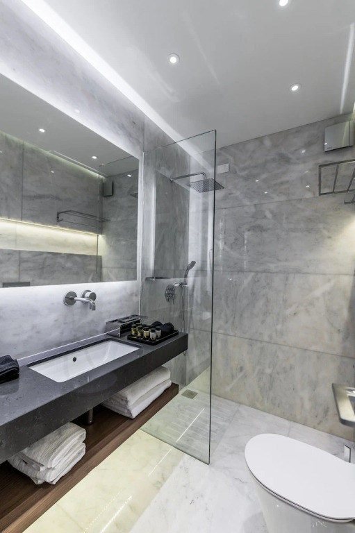 GM exclusive Luxury Suites & SPA