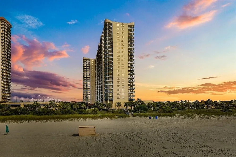Brighton Tower 1909 3br 3ba Oceanfront 3 Bedroom Condo by RedAwning