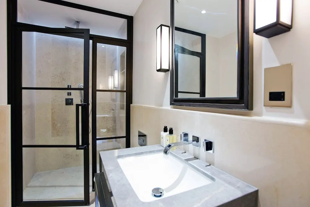 2-bed Superior Apt 416