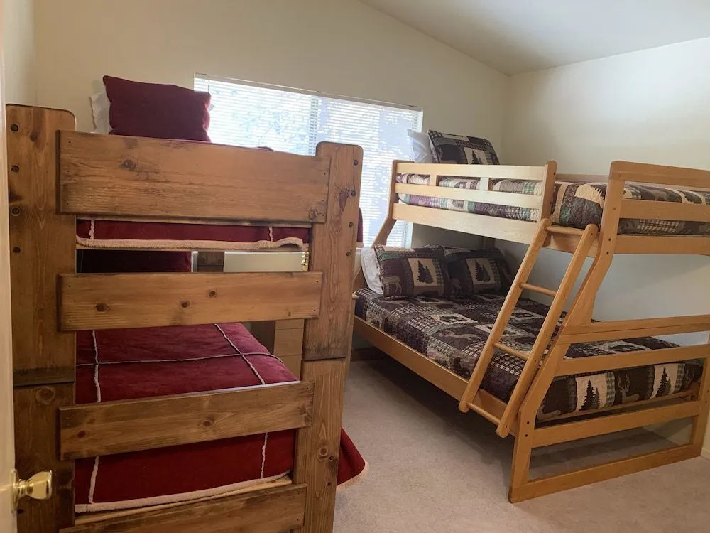 Big Bear Mountain Escape