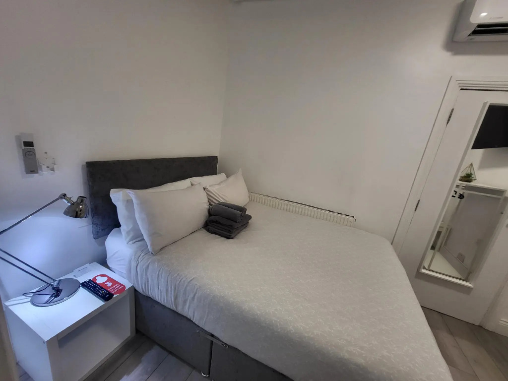 Abbey Point Hotel