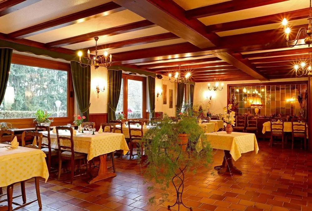 Logis Hôtel Auberge De La Foret