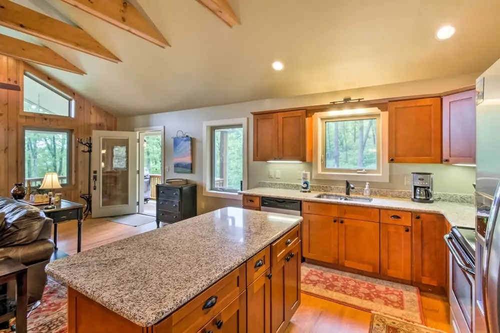 Mountain View Boone Home Close to Blue Ridge Pkwy!