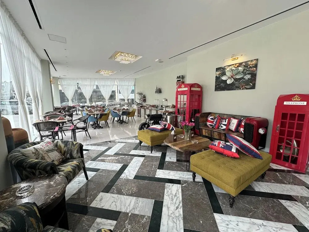 Lotus Hotel