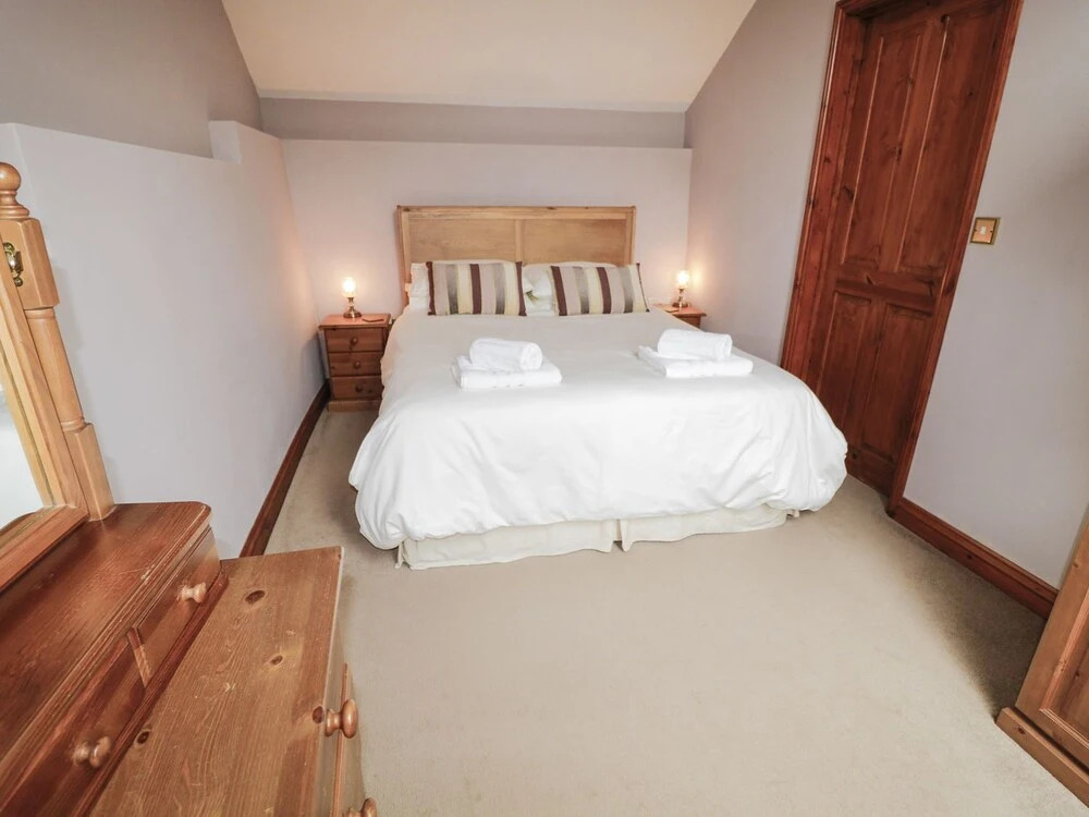 Crooked Oak Cottage