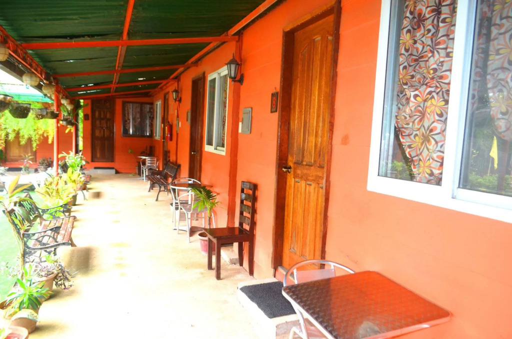 Airportside Inn