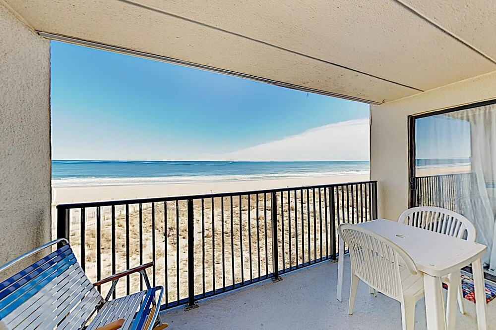 New Listing! Mariner II Beach Condo W/ Ocean Views Condo