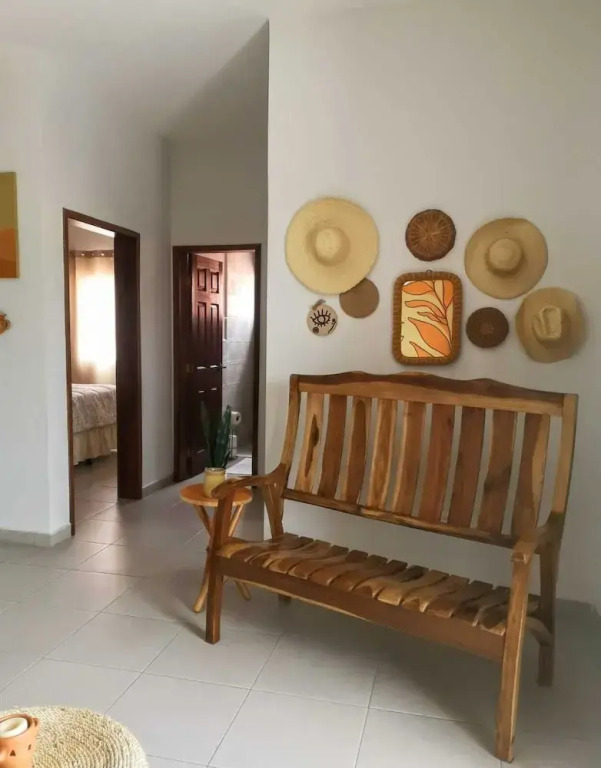 Hotel y Plaza JMI