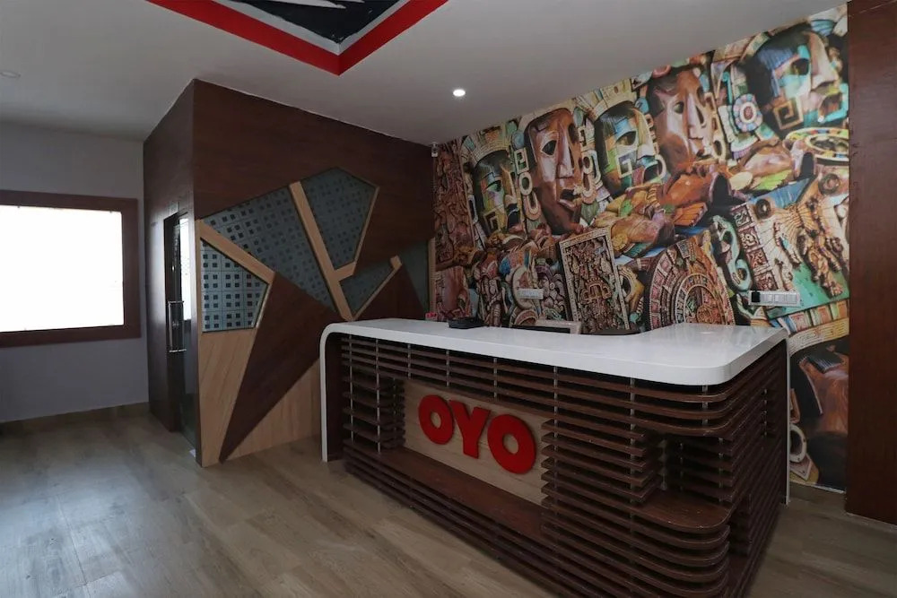 OYO 28645 Nirmalya Plaza