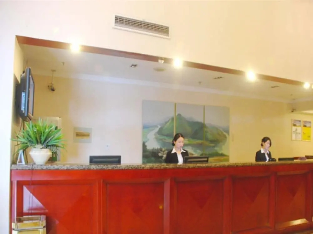 GreenTree Inn Chizhou Guichi District South Changjiang Road Express Hotel