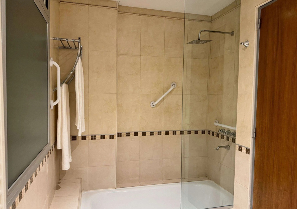 Roomie Salta by DOT Suites