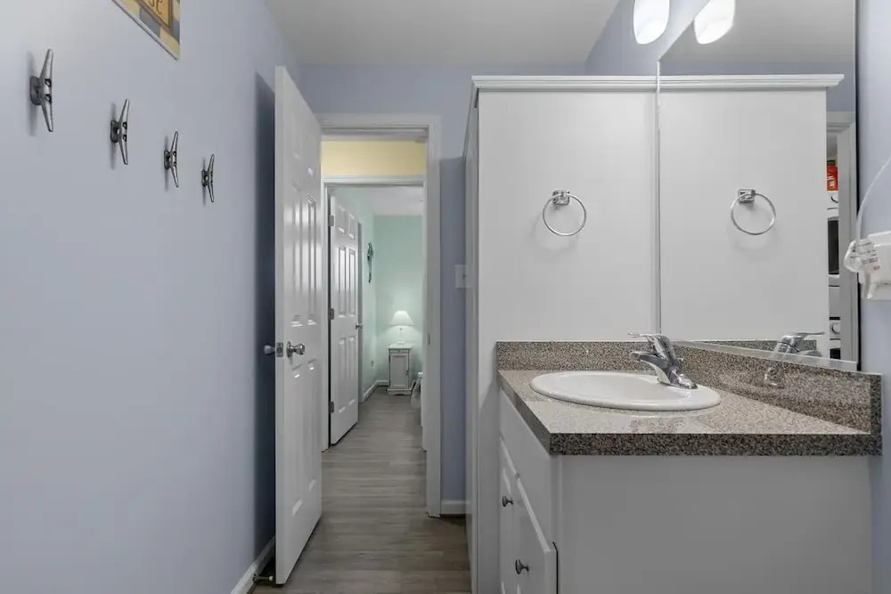 Boardwalk Shores C 3 Bedroom Duplex by RedAwning