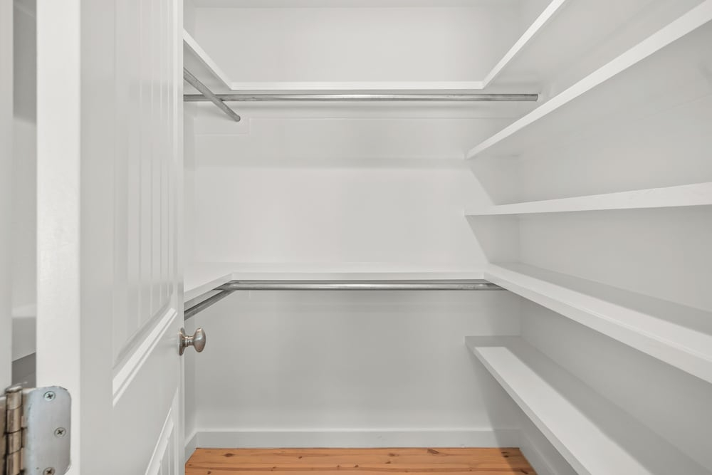 2525 S. 11th ST - New Wave Rentals