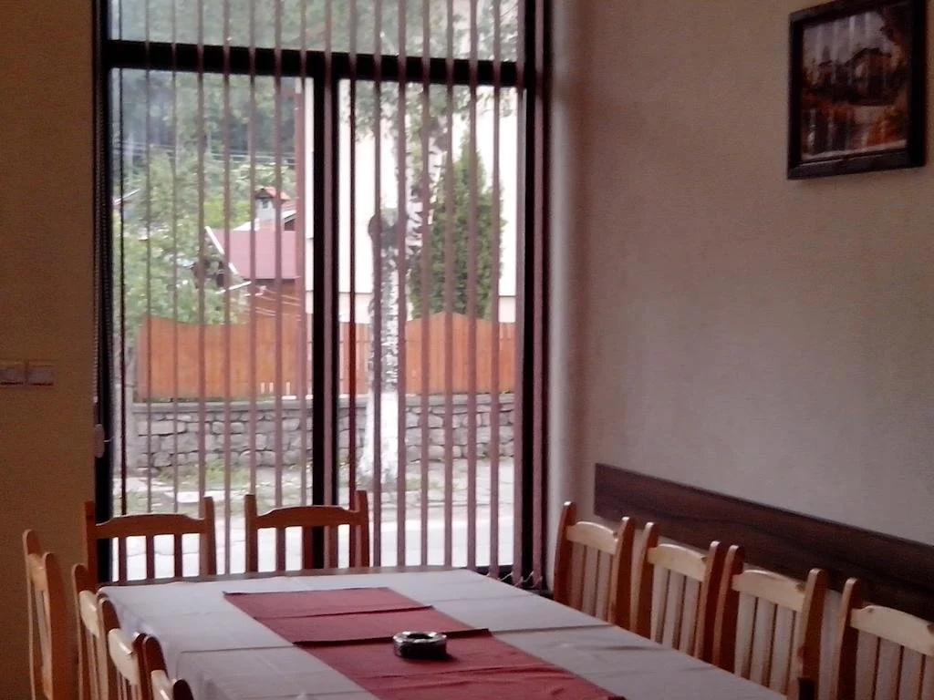 Advel Guest House