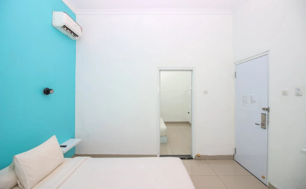 Golden Snail Guest House