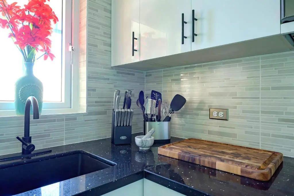 Lovely Apt Near Beach,Downtown,24hr Security,Pool
