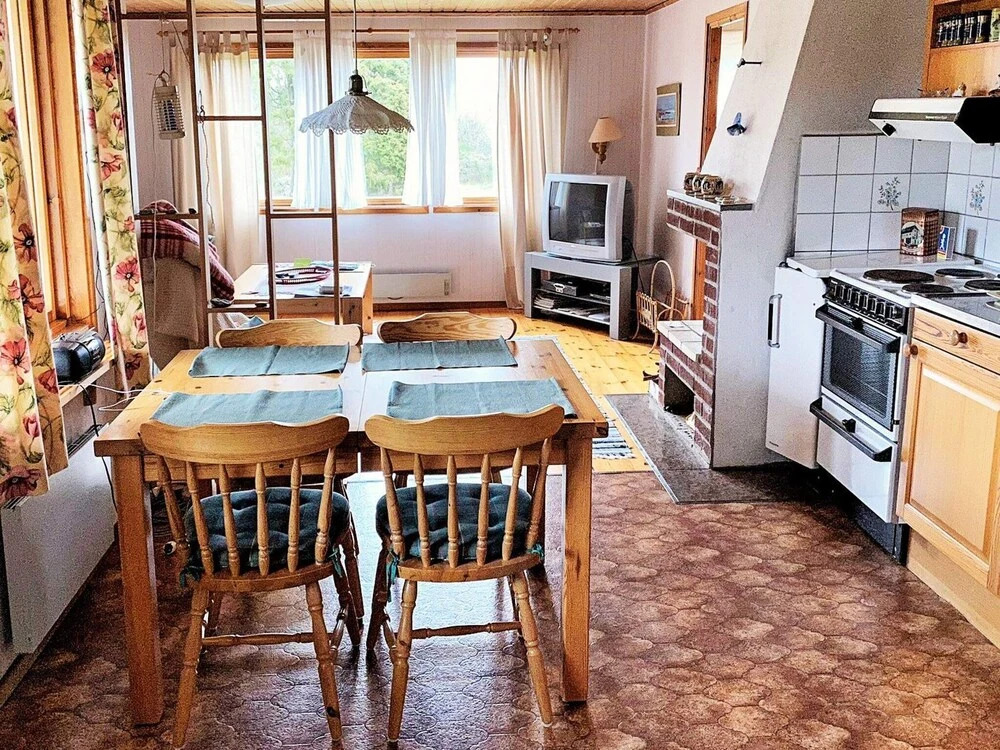 4 Person Holiday Home in Löttorp
