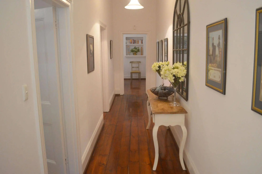 Westbury Cottage B & B