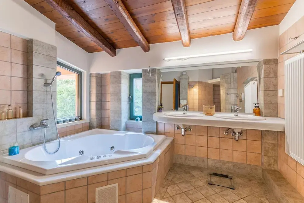 Villa Evakri with Private Swimming Pool BBQ