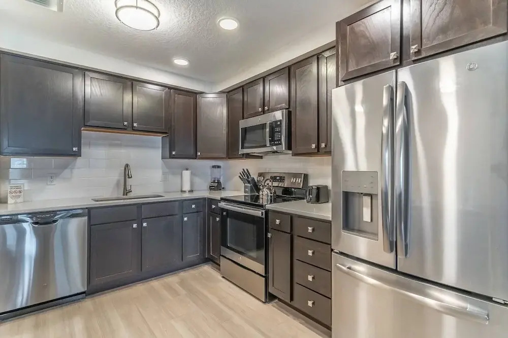 4001 Vista Cay