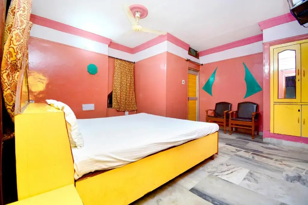 Locham Guest House by OYO Rooms