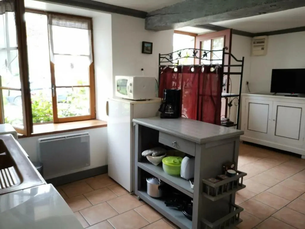 Gîte Saint-Lubin-en-Vergonnois, 2 pièces, 3 personnes - FR-1-491-199